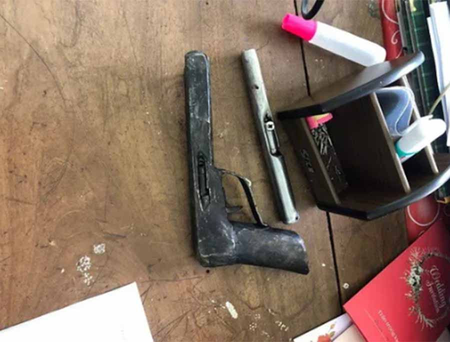 Khẩu súng Lê Văn Tâm mang đi đòi nợ. Ảnh B.N