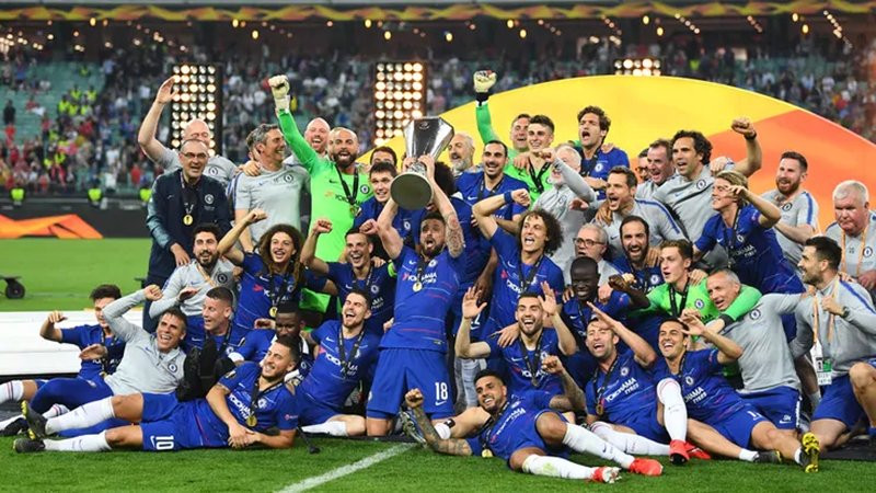 Về thứ 2 trong danh sách này là ông lớn hàng đầu Premier League, Chelsea khi đem về cho đội nhà số tiền 732.1 triệu euro trong vòng 5 năm qua. Về thứ 2 trong danh sách này là ông lớn hàng đầu Premier League, Chelsea khi đem về cho đội nhà số tiền 732.1 triệu euro trong vòng 5 năm qua.