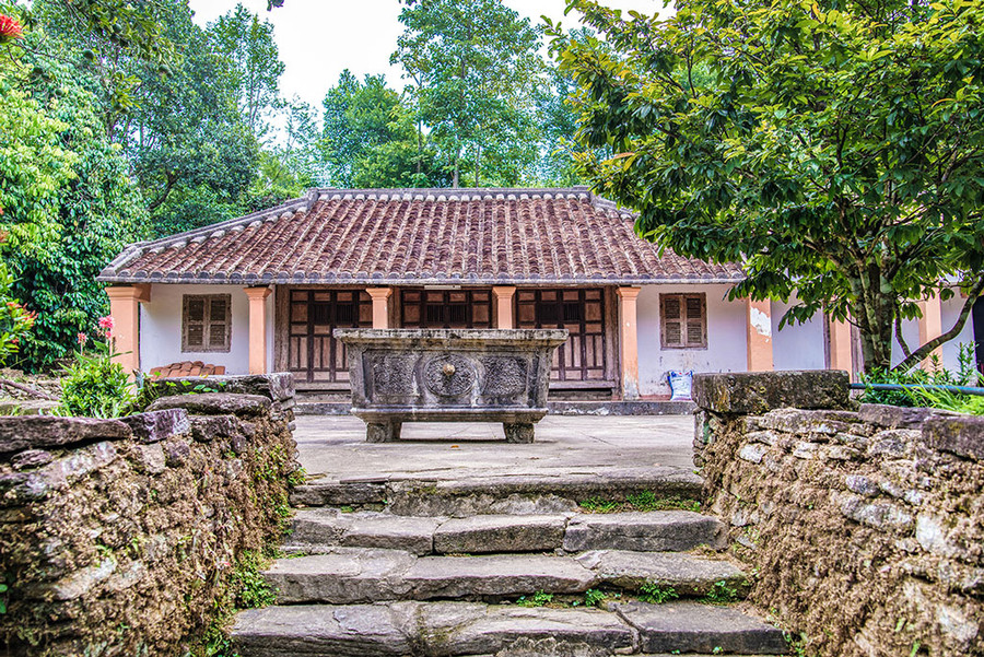 Nhà cổ Lộc Yên uy nghiêm, trầm mặc với thời gian.