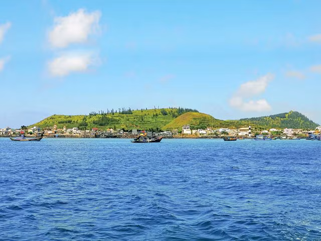  Đảo Lý Sơn – điểm đến thu hút của Quảng Ngãi.