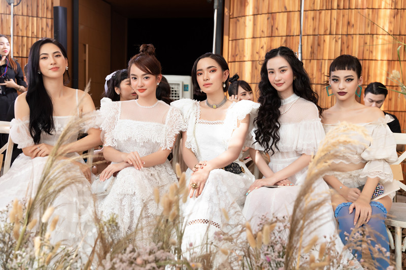  Kaity Nguyễn hội ngộiPhương Anh Đào, Châu Bùi, Jun Vũ...