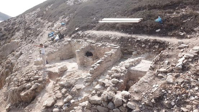 Một đô thị cổ được phát hiện trên hòn đảo kỳ lạ - ảnh: MICHAEL BOYD