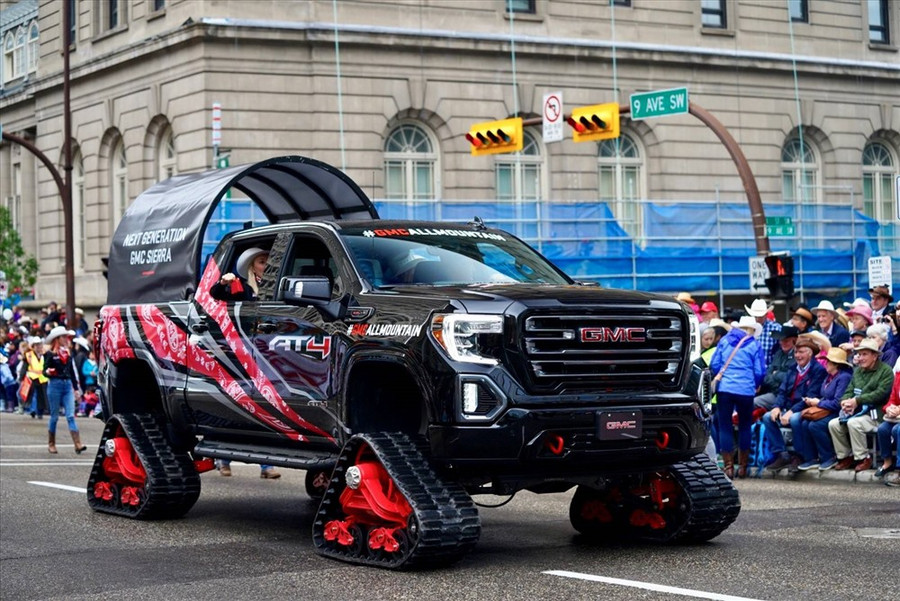  Mẫu xe này sẽ được trưng bày tại Stamp Stamp Calgary cho đến 14.7.2019. Ảnh: Carscoops
