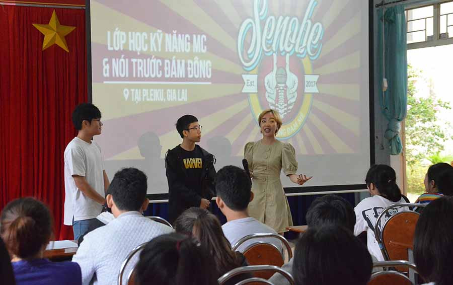 Cùng nhau giao lưu cởi mở tại Senobe Class. Ảnh: P.V