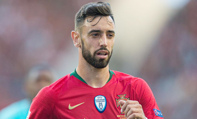 MU vẫn theo sát Bruno Fernandes