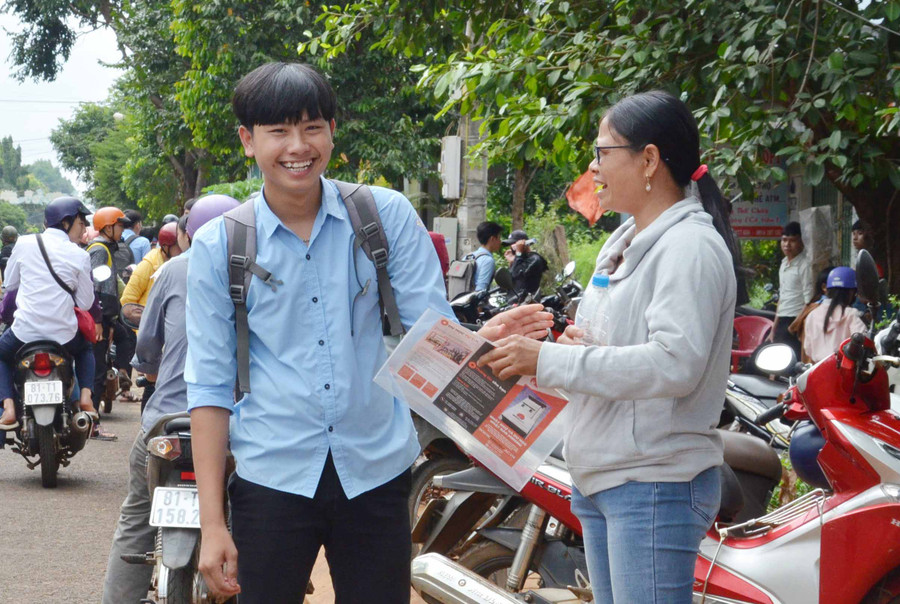 Nhiều thí sinh hài lòng với kết quả thi THPT Quốc gia 2019. Ảnh: Phương Linh