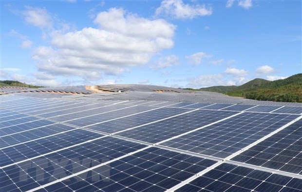 Hệ thống pin năng lượng Mặt Trời Nhà máy Điện Mặt Trời Xuân Thọ 1 và 2. (Ảnh minh họa: Phạm Cường/TTXVN)