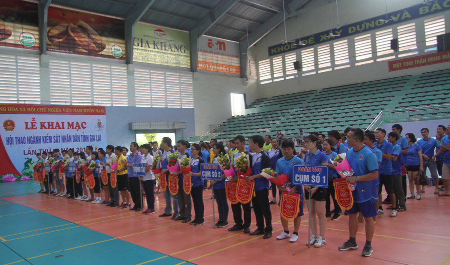  Gần 130 VĐV tham gia Hội thao. Ảnh: Văn Ngọc