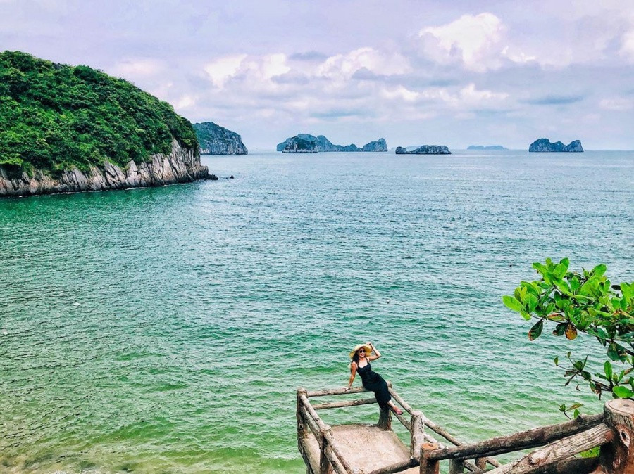 Đảo Cát Bà là hòn đảo duy nhất của miền Bắc lọt vào danh sách bình chọn này của Culture Trip. (Ảnh: Harikanguyen) Đảo Cát Bà là hòn đảo duy nhất của miền Bắc lọt vào danh sách bình chọn này của Culture Trip. (Ảnh: Harikanguyen)