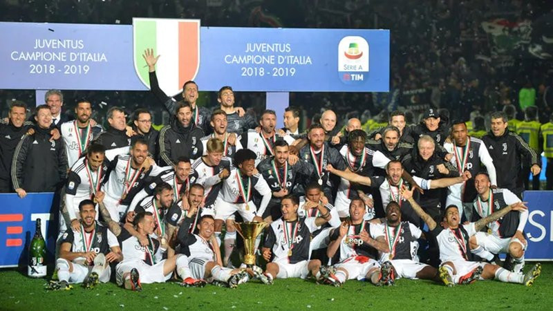 Juventus về thứ 3 trong danh sách này với tổng thu nhập 5 năm qua là 650.4 triệu euro. Juventus về thứ 3 trong danh sách này với tổng thu nhập 5 năm qua là 650.4 triệu euro.