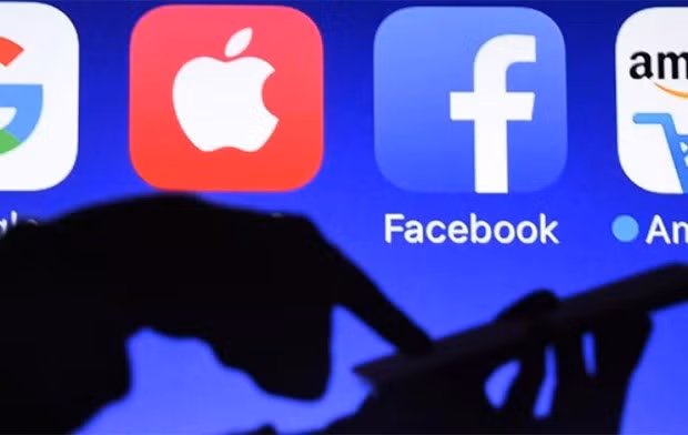 Ngày 26/7, Bộ trưởng Tài chính Pháp Bruno Le Maire khẳng định thuế công nghệ số là “một quyết định mang tầm quốc gia” và chính phủ Pháp sẽ triển khai thuế này, bất chấp đe dọa từ Mỹ mới đây về việc sẽ có “hành động đáp trả tương xứng.”