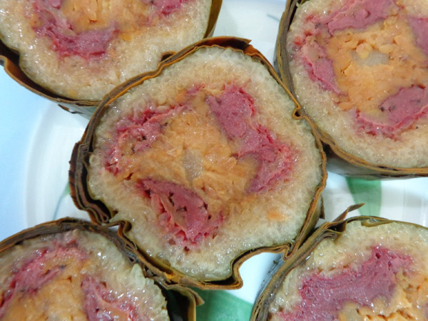 Bánh tét ba nhưn (đậu, mỡ, chuối).