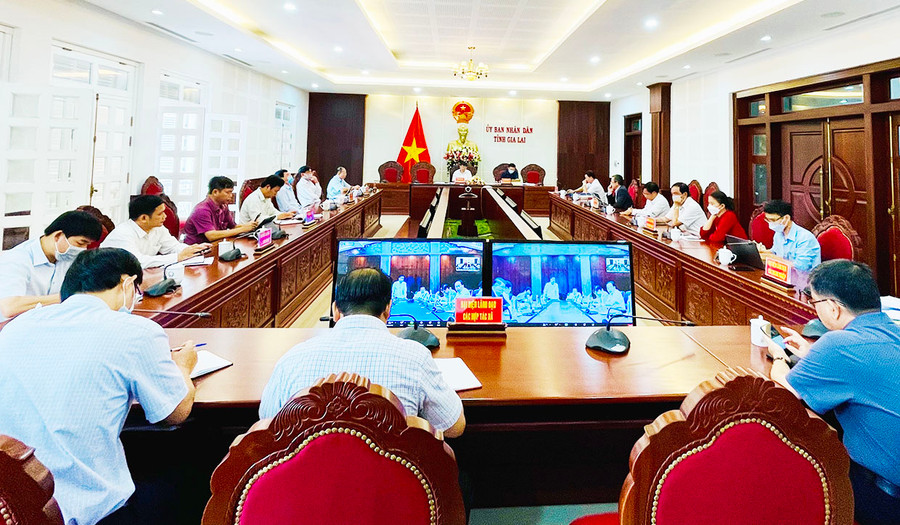 Quang cảnh cuộc họp tại điểm cầu Gia Lai. Ảnh: Vũ Thảo  Quang cảnh cuộc họp. Ảnh: Vũ Thảo