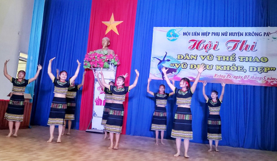  Một tiết mục tự chọn tại hội thi. Ảnh: Minh Châu 
