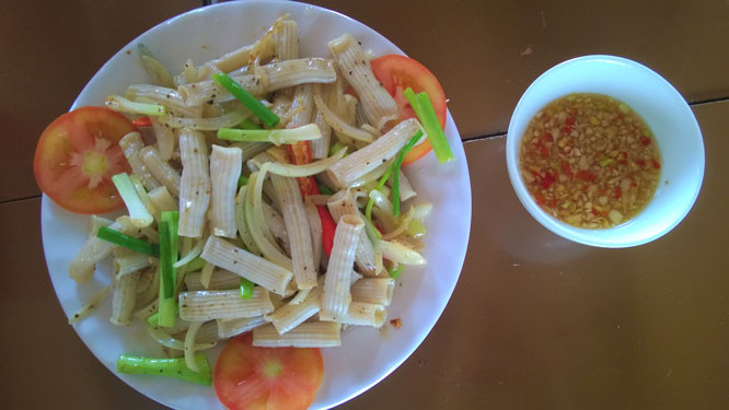 Sá sùng chế biến với hành tây rất ngon