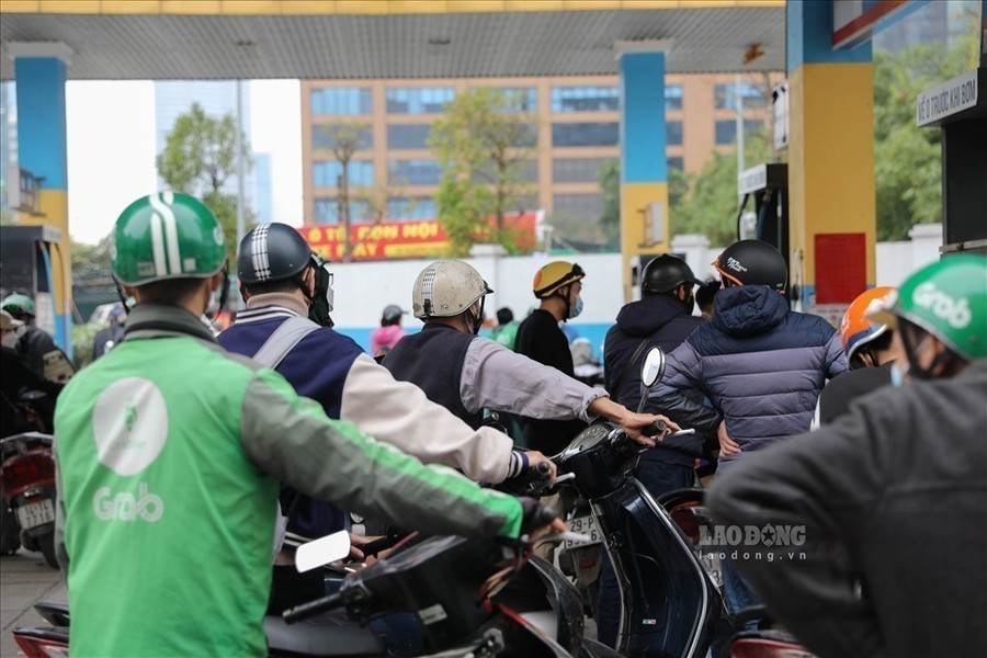 Bộ Công Thương khẳng định đủ xăng dầu trong quý I.2022. Ảnh minh hoạ, Phan Anh Bộ Công Thương khẳng định đủ xăng dầu trong quý I.2022. Ảnh minh hoạ, Phan Anh