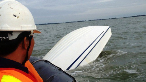  Hiện trường vụ chìm tàu tại Cần Giờ, TP HCM