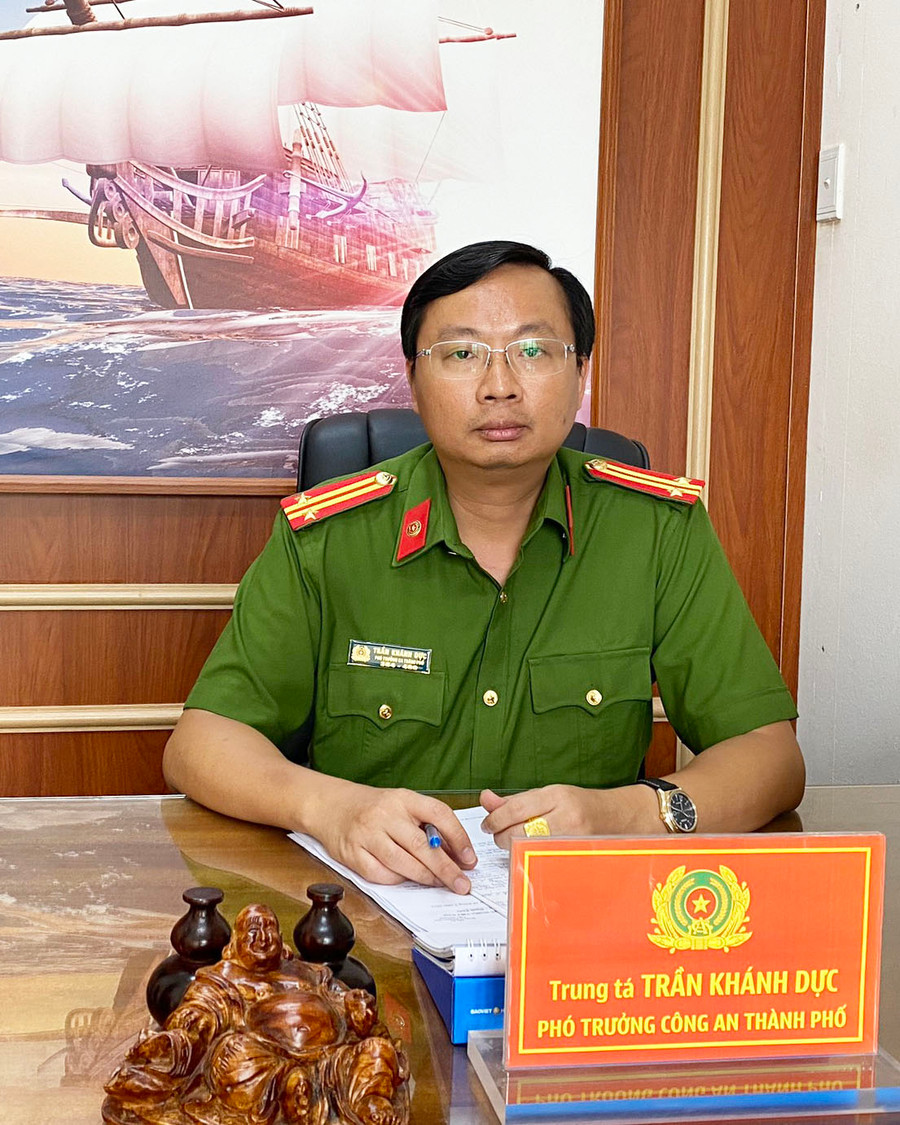 Trung tá Trần Khánh Dực. Ảnh: Lê Anh