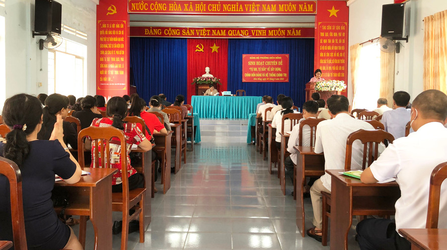 Quang cảnh buổi sinh hoạt. Ảnh: Hồng Thương Quang cảnh buổi sinh hoạt. Ảnh: Hồng Thương