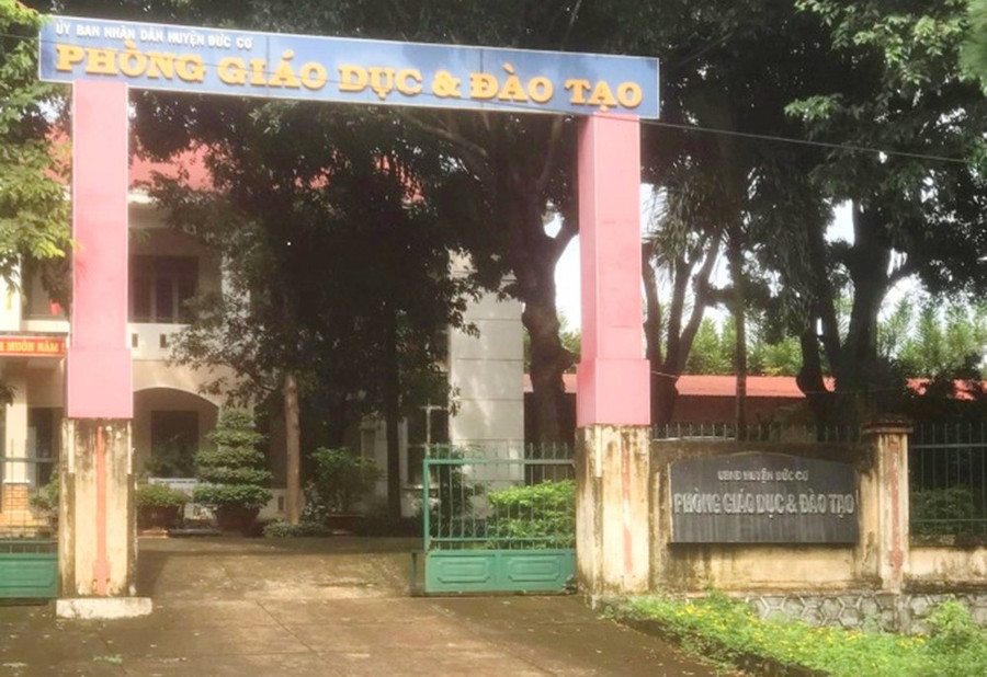 D:\8-5\1SAIPHAM\1 trụ sở Phòng GD-ĐT huyện Đức Cơ (ảnh nguồn Internet).jpg