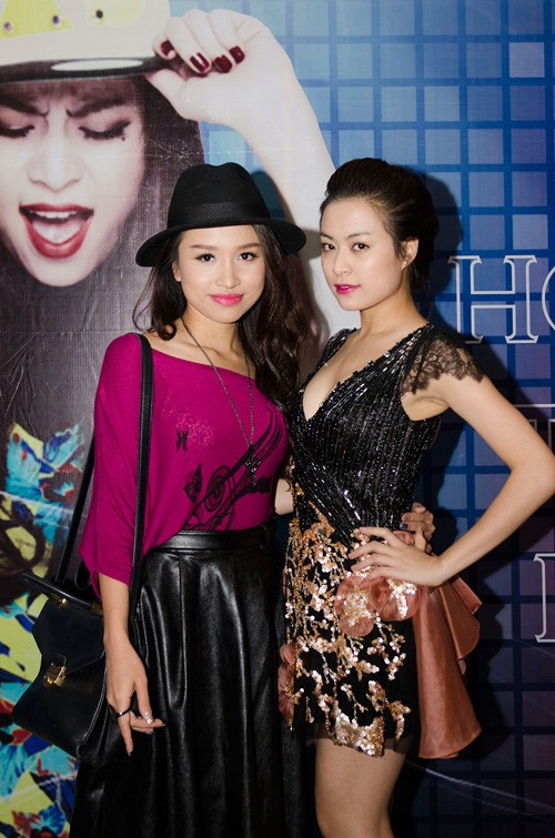 Hoàng Thùy Linh và Vân Hugo gắn bó một thời. Ảnh: NVCC