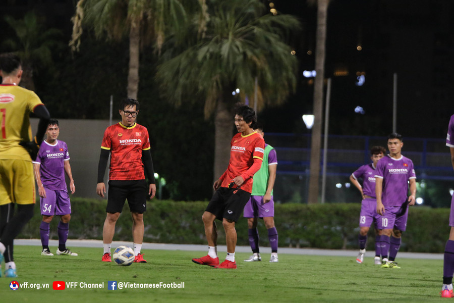 HLV Gong Oh-kyun dẫn dắt U23 Việt Nam tranh tài tại VCK U23 châu Á 2022. Ảnh: VFF