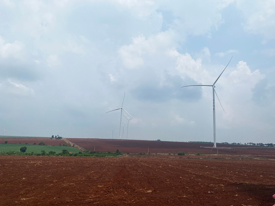  Phấn đấu đến năm 2030, Gia Lai thu hút 1.500 MW điện năng lượng tái tạo, khai thác và sử dụng có hiệu quả các nguồn năng lượng tái tạo, năng lượng mới. Ảnh: Minh Thi