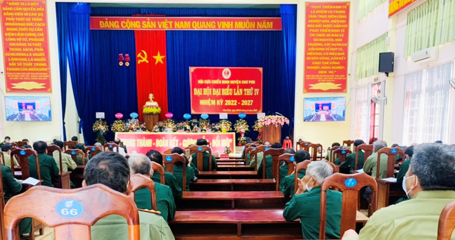 Quang cảnh Đại hội đại biểu Hội CCB huyện Chư Pưh lần thứ IV (nhiệm kỳ 2022-2027). Ảnh: Hà Chi Quang cảnh Đại hội đại biểu Hội CCB huyện Chư Pưh lần thứ IV (nhiệm kỳ 2022-2027). Ảnh: Hà Chi