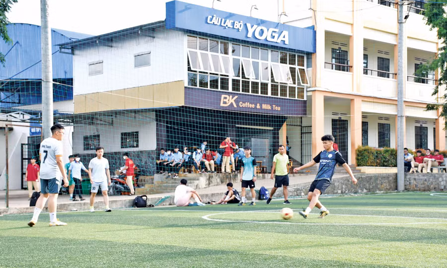 Hướng đến sự phát triển toàn diện của học sinh, Trường THPT Chi Lăng luôn đẩy mạnh phong trào rèn luyện thể chất trong nhà trường. Ảnh: Khánh Phong