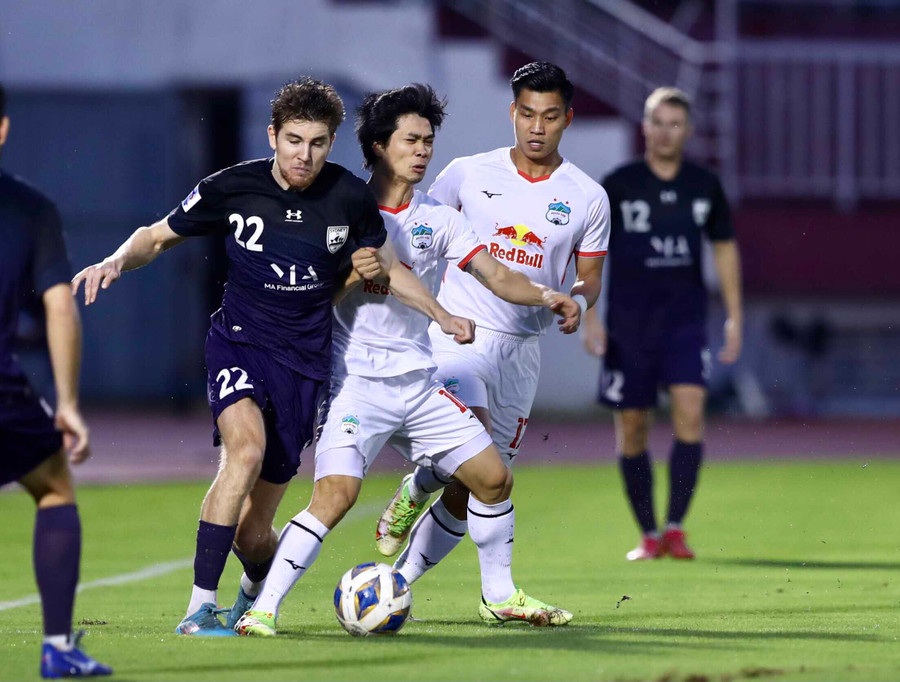 2 đội đã chơi khá cống hiến ở trận đấu cuối cùng. Ảnh: Quang Thịnh 