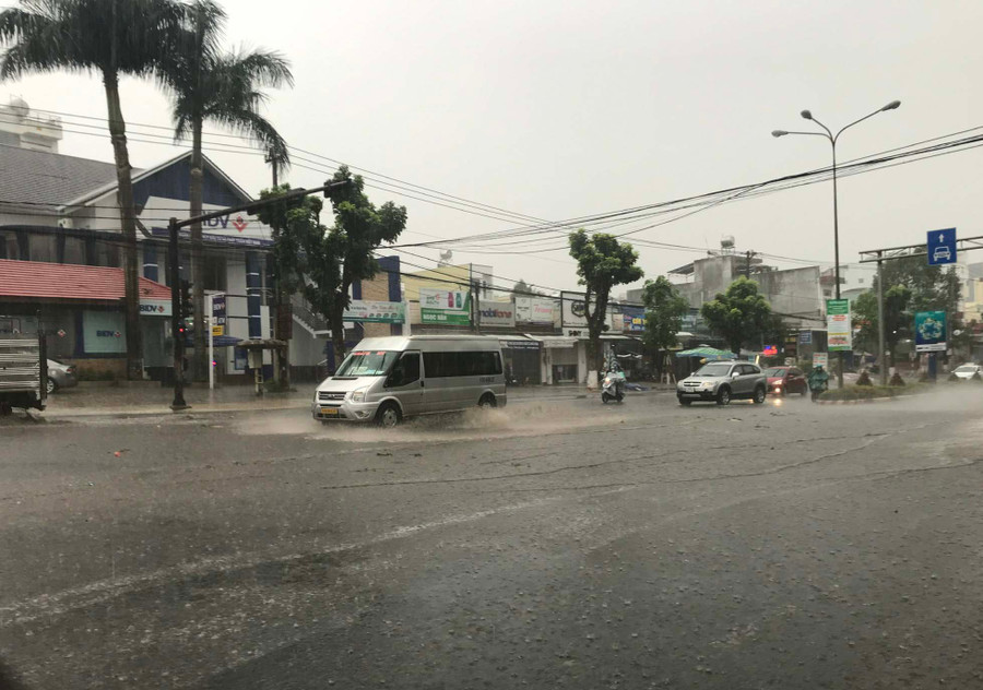 Một số khu vực TP.Pleiku lượng mưa khá lớn. Ảnh: Nguyễn Diệp