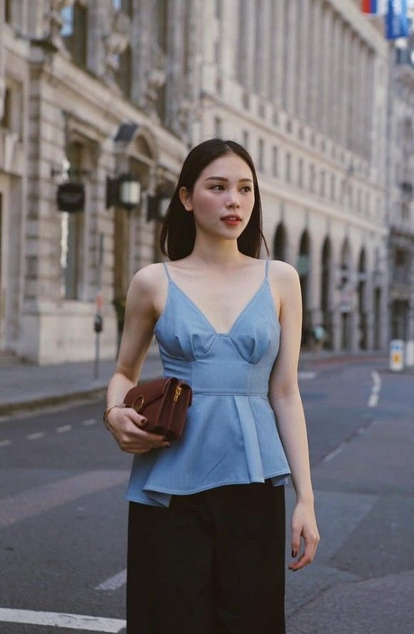 Người đẹp cũng từng thử sức ở một số dự án phim ảnh, nghệ thuật nhưng không để lại ấn tượng nhiều cho khán giả. Cô được biết đến nhiều hơn ở lĩnh vực người mẫu ảnh. Ảnh: IGNV. 