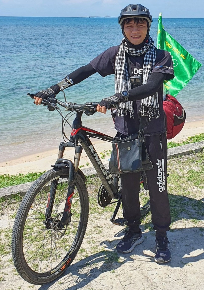 Đến ngày 17.5, Toàn đã hoàn thành hành trình đạp xe xuyên Việt trong 14 ngày