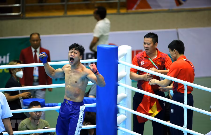 Việt Nam nhất toàn đoàn môn Kickboxing với 5 huy chương Vàng. (Ảnh: Phạm Tuấn Anh/TTXVN)