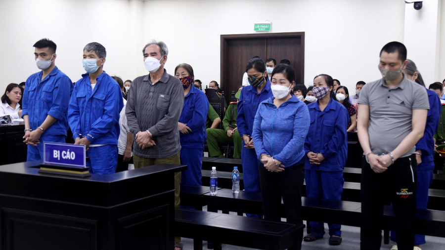  Các bị cáo tại phiên tòa. Ảnh: D.T