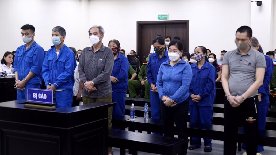  Các bị cáo tại phiên tòa. Ảnh: D.T