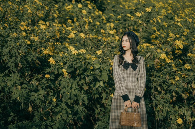 Những tấm hình đậm chất thơ giữa sắc vàng của Chư Đăng Ya sẽ khiến các tín đồ xê dịch phải nao lòng. Ảnh: Phúc Bùi