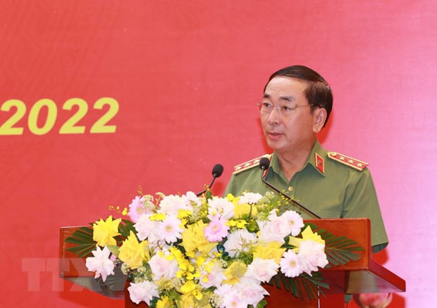 Thượng tướng Trần Quốc Tỏ, Uỷ viên Trung ương Đảng, Thứ trưởng Bộ Công an tham luận tại hội thảo. (Ảnh: Phương Hoa/TTXVN)