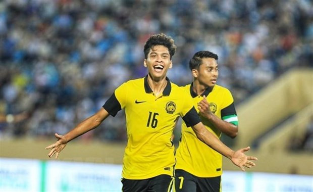 Cầu thủ Muhammad Syahir Bin Bashah (số 16) ghi bàn thắng thứ hai cho đội tuyển Malaysia. (Ảnh: Tuấn Anh/TTXVN) Cầu thủ Muhammad Syahir Bin Bashah (số 16) ghi bàn thắng thứ hai cho đội tuyển Malaysia. (Ảnh: Tuấn Anh/TTXVN)