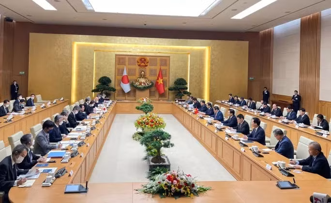 Thủ tướng Phạm Minh Chính và Thủ tướng Nhật Bản Kishida Fumio hội đàm tại trụ sở Chính phủ - Ảnh: Hữu Hưng