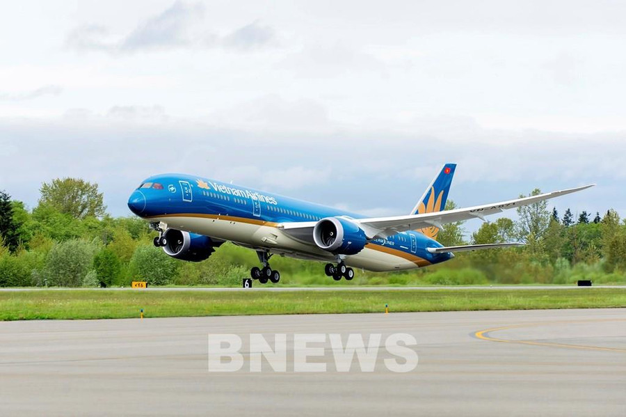 Vietnam Airlines và Gia Lai ký kết thỏa thuận hợp tác toàn diện giai đoạn 2022 - 2026. Ảnh: Vietnam Airlines