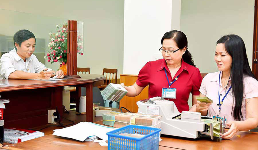 Quầy giao dịch Kho bạc Nhà nước tỉnh. Ảnh: Đức Thụy Quầy giao dịch Kho bạc Nhà nước tỉnh. Ảnh: Đức Thụy