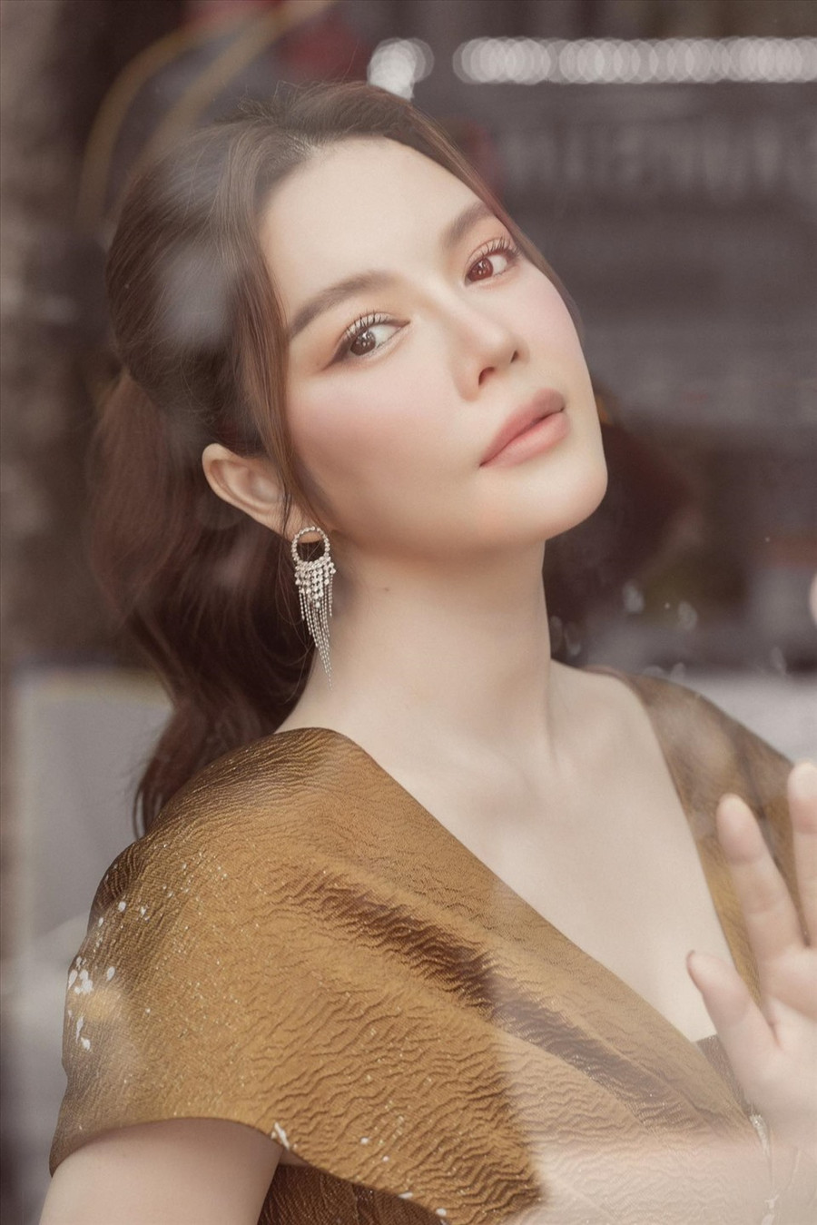 Lý Nhã Kỳ chuẩn bị lên đường sang dự LHP Cannes diễn ra vào 17.5 tới. Ảnh: NVCC