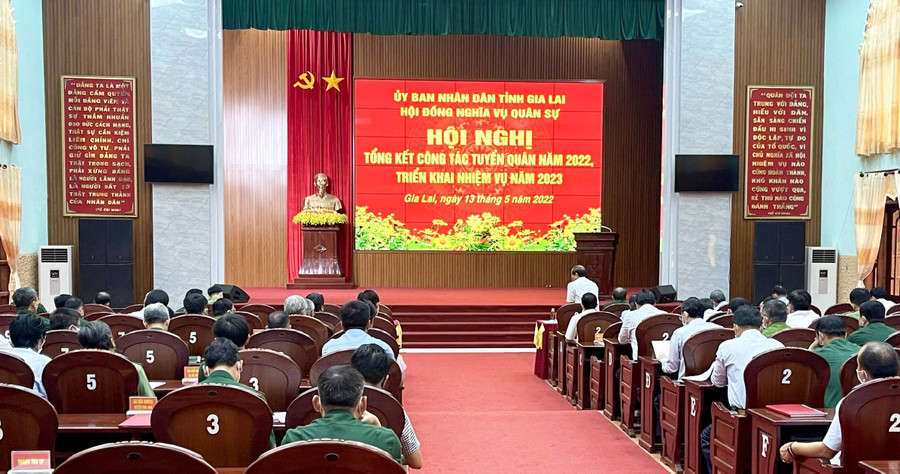 Quang cảnh hội nghị. Ảnh: Minh Nguyễn Hội đồng nghĩa vụ quân sự tỉnh tổ chức hội nghị tổng kết công tác tuyển quân năm 2022, triển khai nhiệm vụ năm 2023. Ảnh: Minh Nguyễn