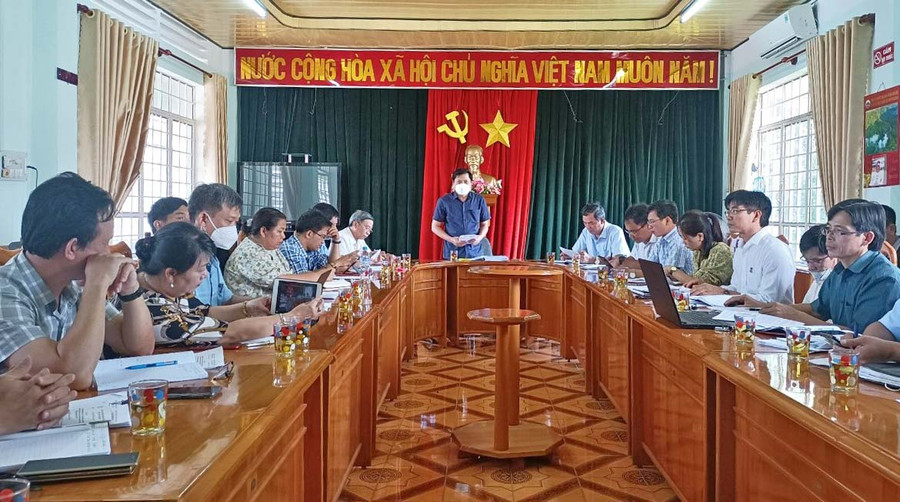 Quang cảnh buổi giám sát tại UBND huyện Kbang. Ảnh: Quang Tấn