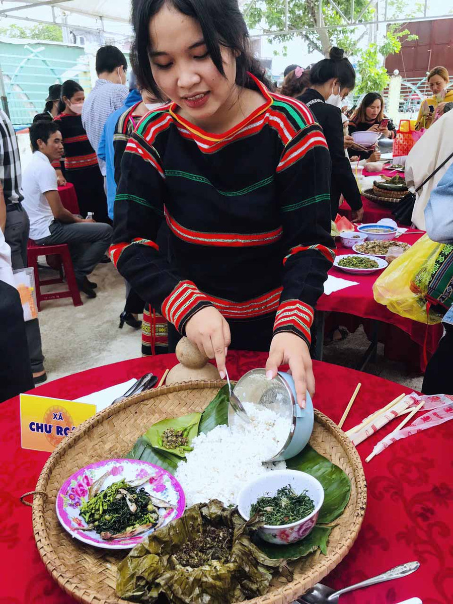 Ẩm thực truyền thống đặc sắc. Ảnh: Minh Châu