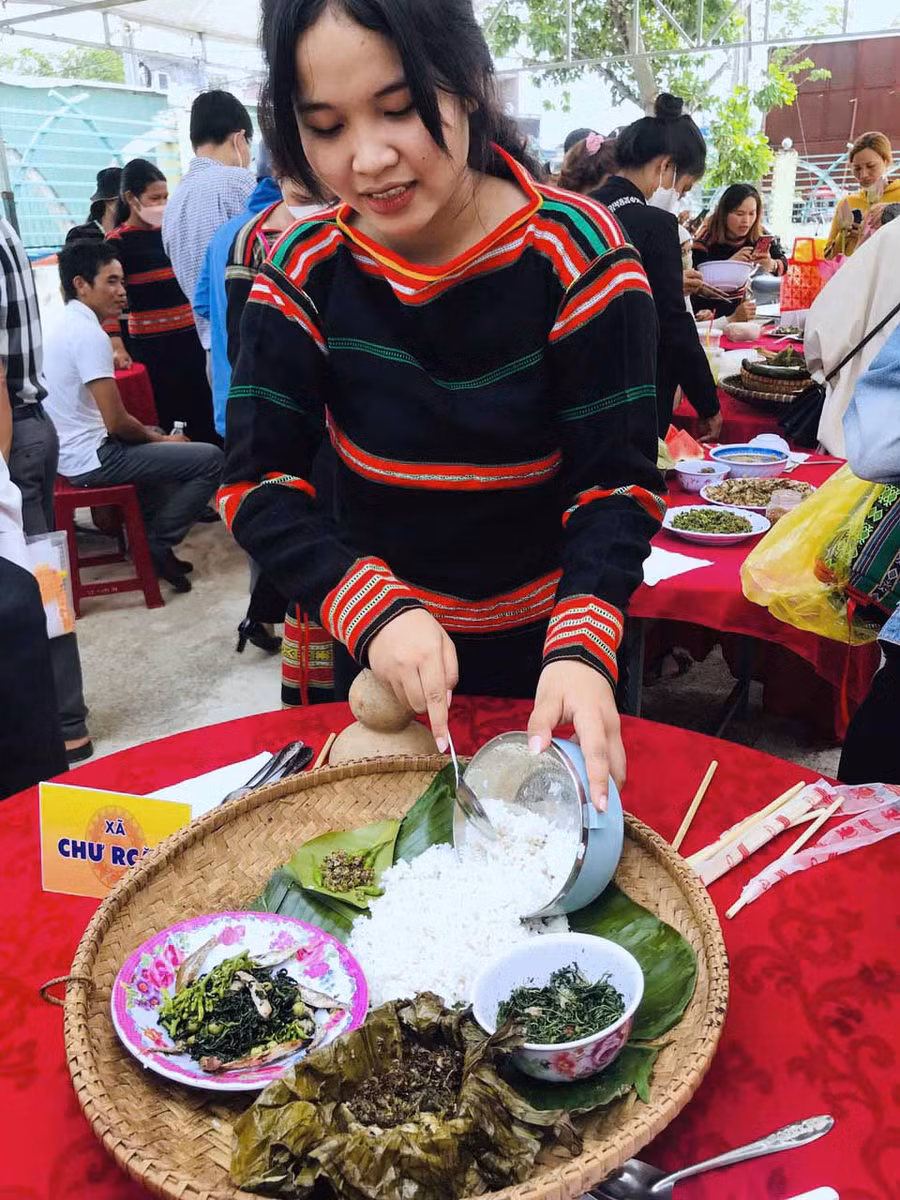 Ẩm thực truyền thống đặc sắc. Ảnh: Minh Châu