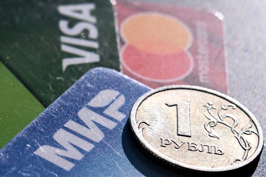 Tổng thống Putin lệnh thanh toán phí bản quyền bằng đồng rúp Nga. Ảnh: AFP Tổng thống Putin lệnh thanh toán phí bản quyền bằng đồng rúp Nga. Ảnh: AFP