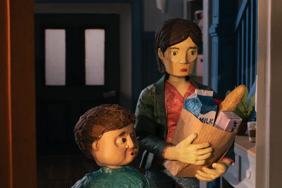 Spring Roll Dream là bộ phim nói về xung đột trong gia đình Việt ở nước ngoài. Ảnh: Saigonnee Spring Roll Dream là bộ phim nói về xung đột trong gia đình Việt ở nước ngoài. Ảnh: Saigonnee