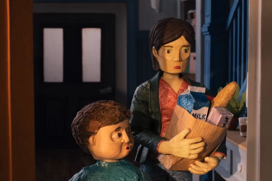 Spring Roll Dream là bộ phim nói về xung đột trong gia đình Việt ở nước ngoài. Ảnh: Saigonnee Spring Roll Dream là bộ phim nói về xung đột trong gia đình Việt ở nước ngoài. Ảnh: Saigonnee